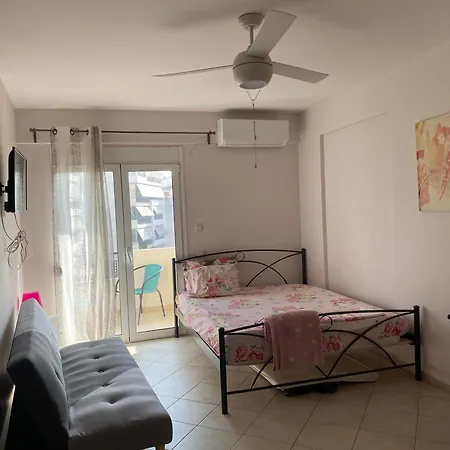 Cosy With Easy Parking דירה