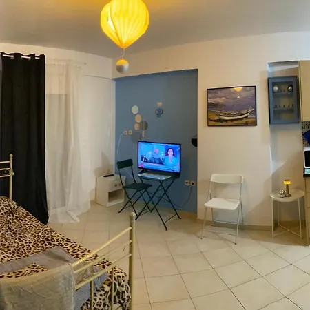 Cosy With Easy Parking דירה